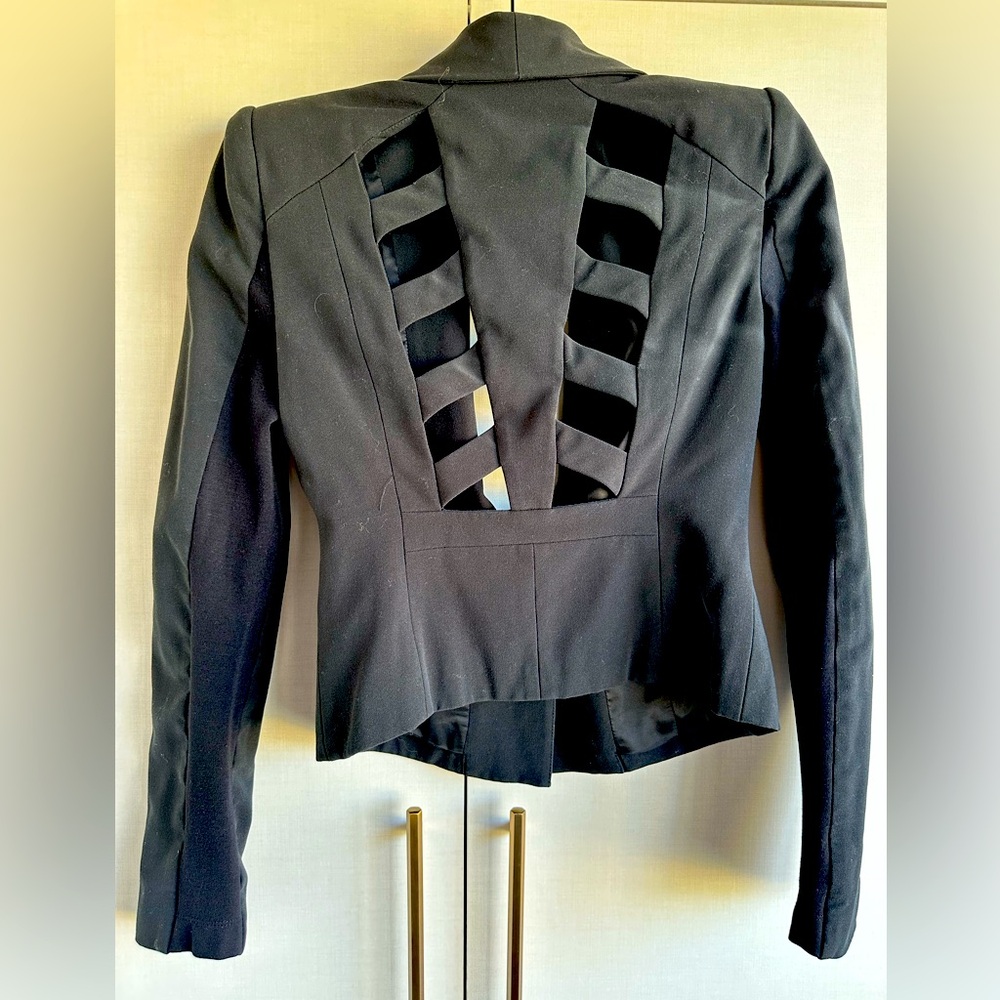 BCBGMAXAZRIA fitted blazer